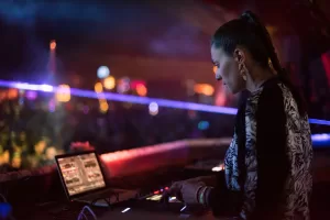 Clozee - Live Electronics - Glitch Hop