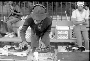 Dj Kool Herc - Nascita Hip Hop e Tournablism