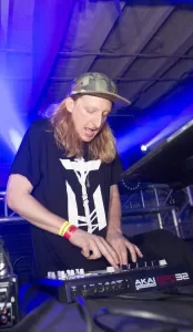 Thriftworks - Music DJ Set