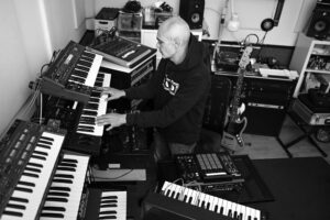 Bassi Maestro - Produttore Hip Hop Italiano