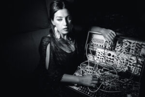 Costanza Francavilla - Tricky - Trip Hop