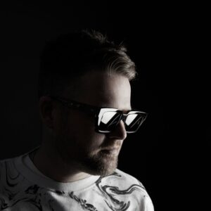 Opiuo - Musica Funkadelic Bass