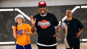 Buddha Stretch - Storia della Danza Urbana durante una lezione