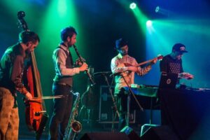 Emancipator Ensemble - Gruppo Musica Elettronica Sperimentale