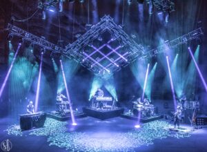 Emancipator Ensemble in Concerto - Gruppo Musica Elettronica