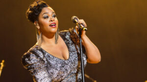 Jill Scott - Cantante Neo Soul - Storia della Cultura Hip Hop Femminile