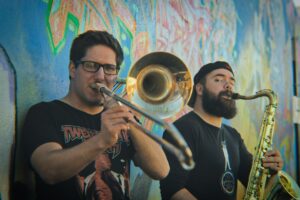 Zhonk 2025 -Duo Glitch Hop e Musica Funk