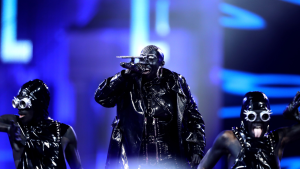Missy Elliot - She's a Bitch - Videoclip Hip Hop
