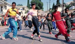 Scena dal film Breakin' (1984) con B-Boy della Cannon Films, pioniere della breakdance-mania hollywoodiana a Venice Beach