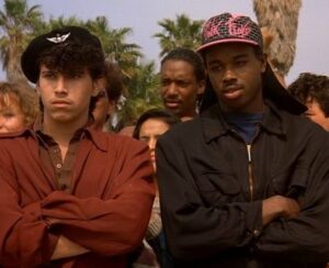 Street dancer in una scena dal film Breakin' (1984), espressione della cultura Hip Hop e della street dance a Venice Beach