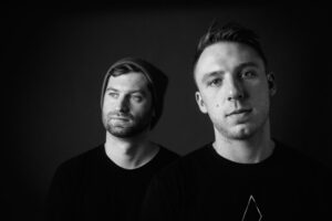 ODESZA – Harrison Mills e Clayton Knight, duo di musica elettronica di Seattle fondato nel 2012