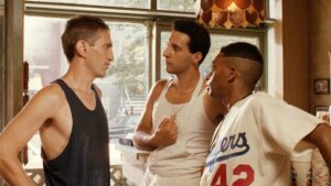 Do The Right Thing (1989): scena giornata d'estate nell'isolato di Bed-Stuy