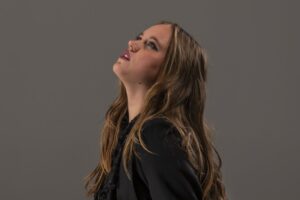 Jey, soprano e rapper italiana, autrice dell'EP di debutto Dies Irae