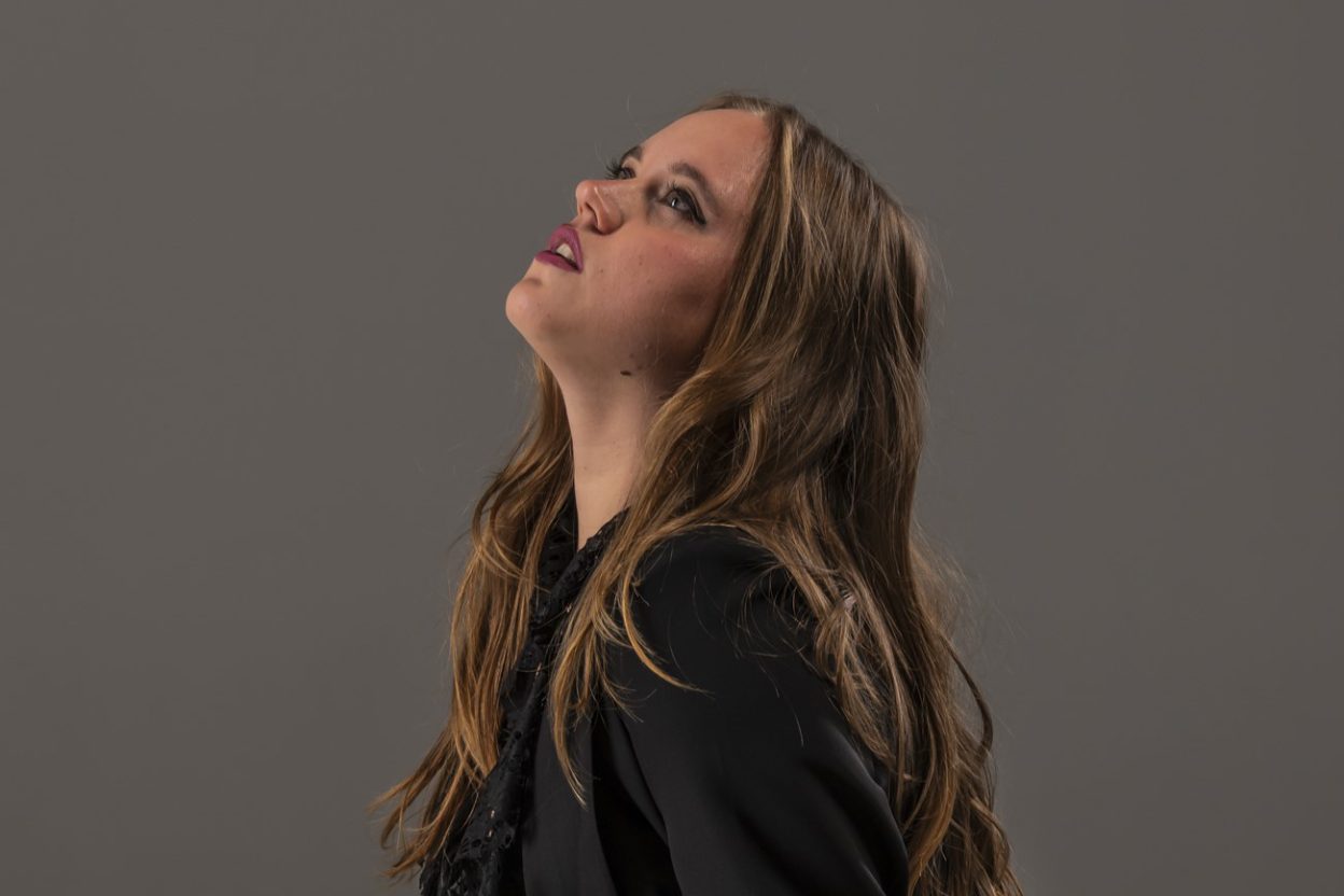 Jey, soprano e rapper italiana, autrice dell'EP di debutto Dies Irae