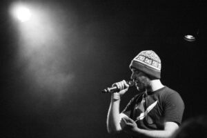 Lucio Bukowski live, penna colta dell'Animalerie e del rap di Lione