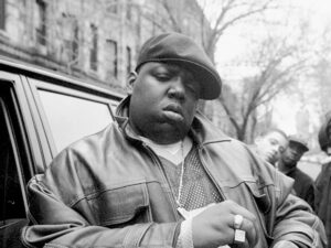 The Notorious B.I.G., ritratto artistico in bianco e nero del rapper di Brooklyn