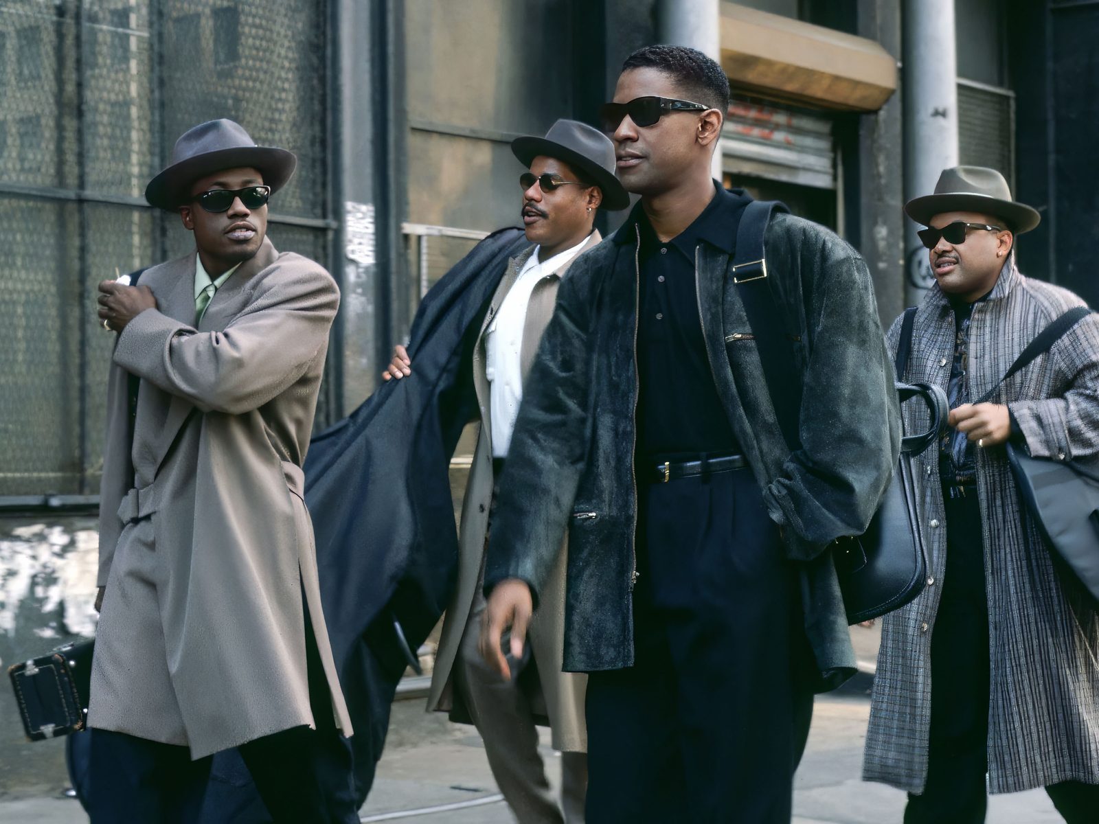 Il quintetto di Bleek Gilliam cammina per le strade di New York in una scena di Mo' Better Blues
